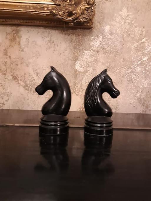 Апартаменти Horse House *